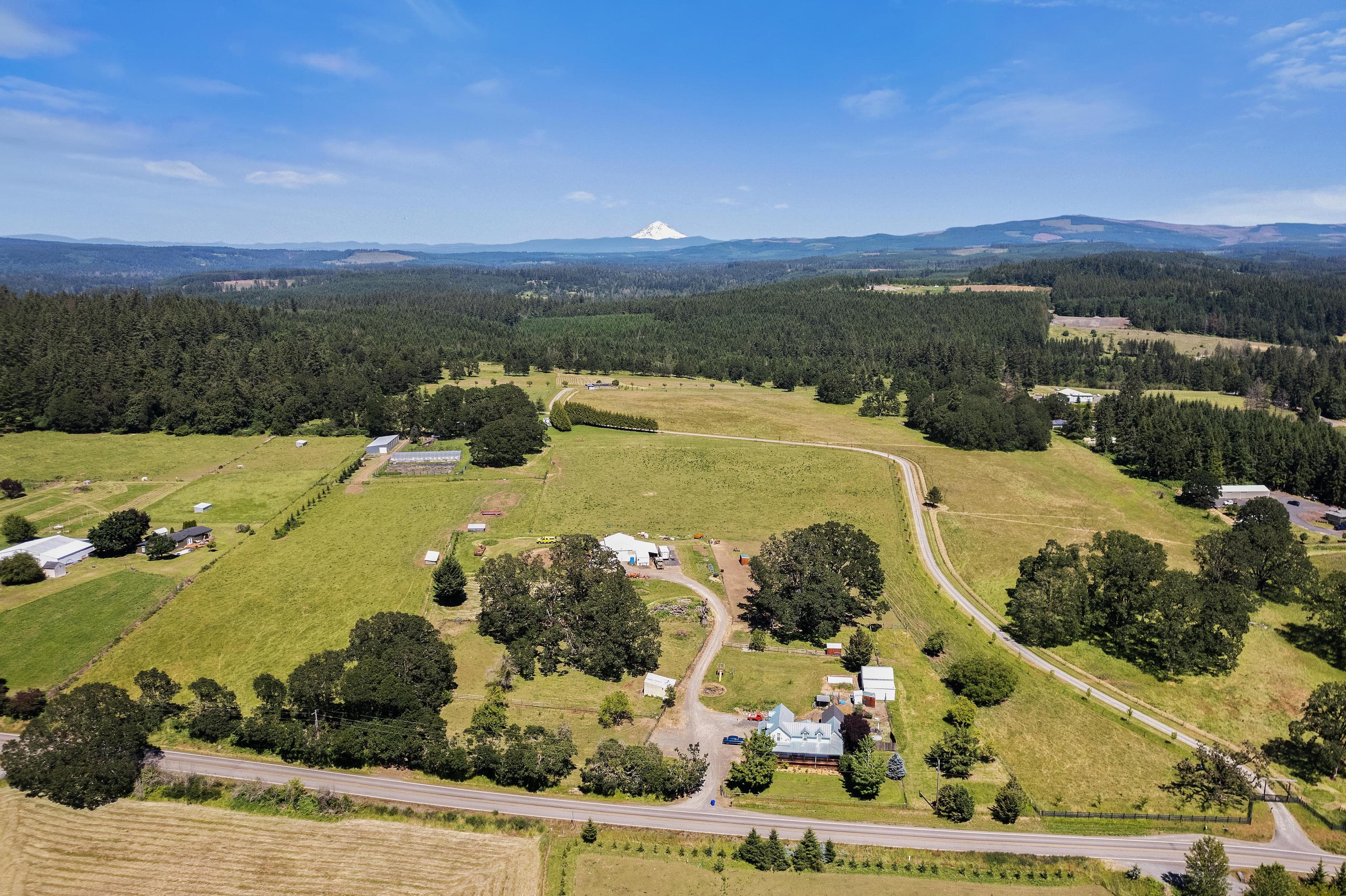 Estate boundaries and natural landmarks